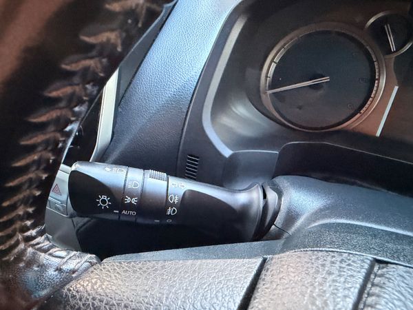 Toyota Land Cruiser LWB 2.8 Diesel 373998033