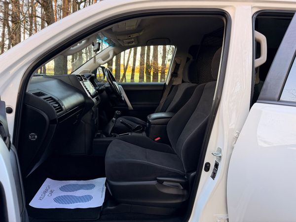 Toyota Land Cruiser LWB 2.8 Diesel 373998044