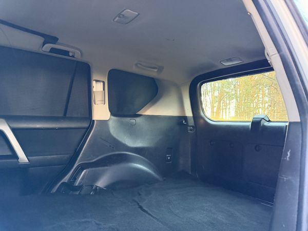 Toyota Land Cruiser LWB 2.8 Diesel 373998048