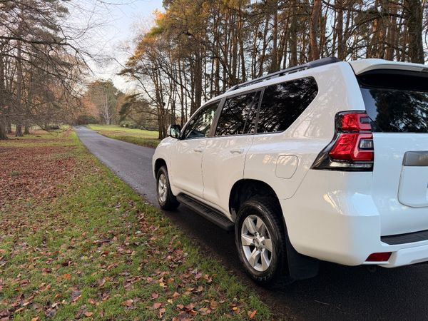 Toyota Land Cruiser LWB 2.8 Diesel 373998055
