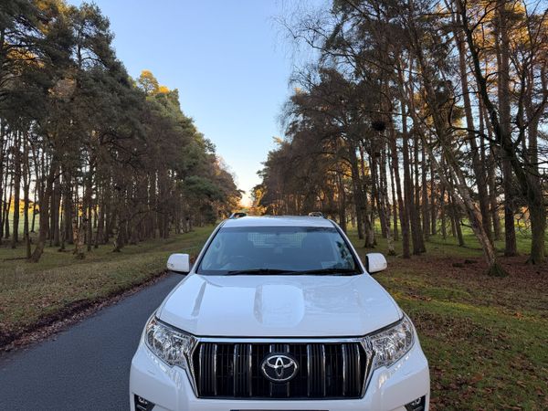 Toyota Land Cruiser LWB 2.8 Diesel 373998056