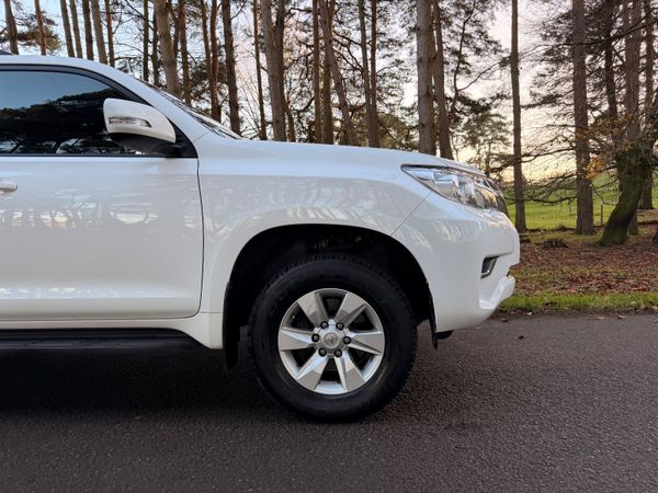 Toyota Land Cruiser LWB 2.8 Diesel 373998050