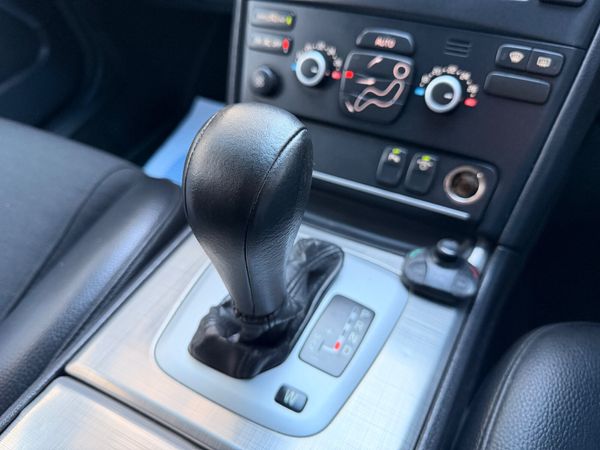 Volvo XC90 2010 D5 7 Seat Automatic 373999623