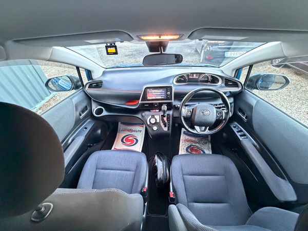 Toyota Sienta 2016 373993649