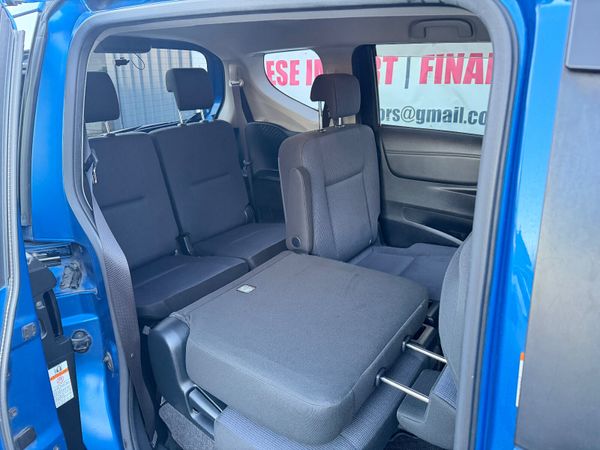 Toyota Sienta 2016 373993642