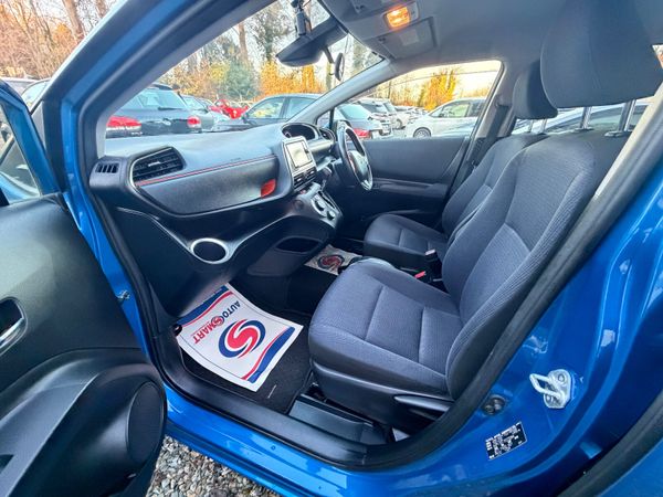 Toyota Sienta 2016 373993655