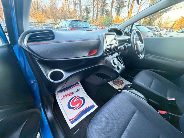 Toyota Sienta 2016 373993659