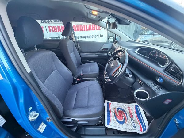 Toyota Sienta 2016 373993650