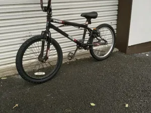20 inch hyper spinner 2024 gloss black bmx bike