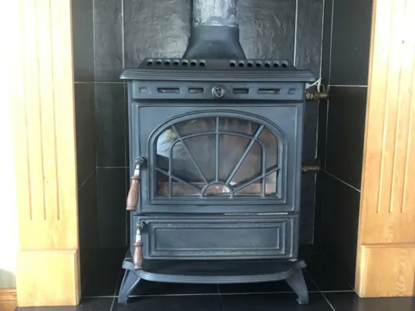 Erin Stanley stove back boiler for sale in Co. Kildare for €300 on DoneDeal