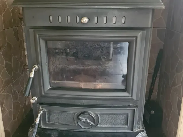 https://www.donedeal.ie/all?wordsu003dsolid%20fuel%20insert%20stoves