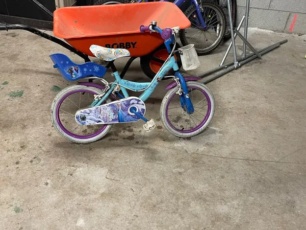 Smyths frozen bike online 16