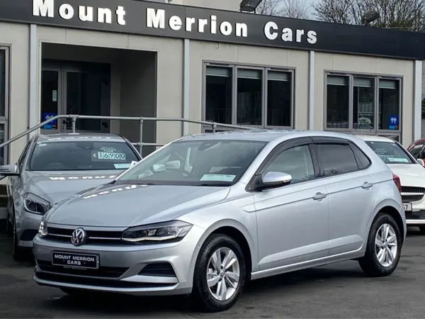 Volkswagen polo discount white silver metallic