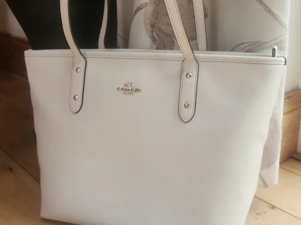 Coach bags sale ireland deals