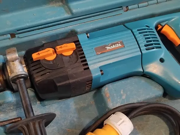 Makita 8406C Diamond Drill 110v Serviced for sale in Co. Clare for 360 on DoneDeal