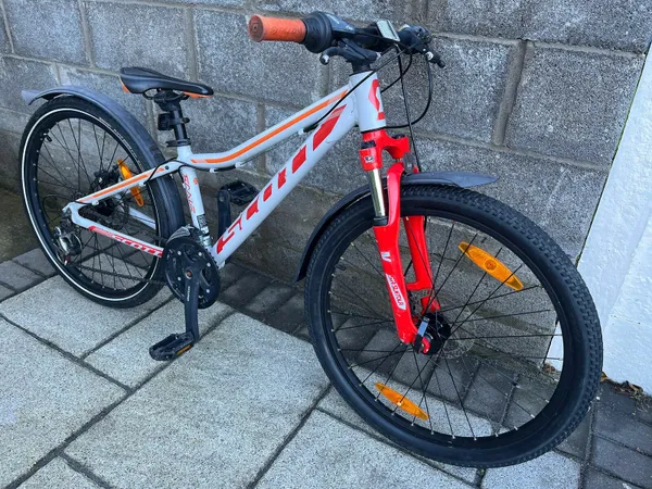 Scott Scale 24 disc kids mountain bike for sale in Dublin for