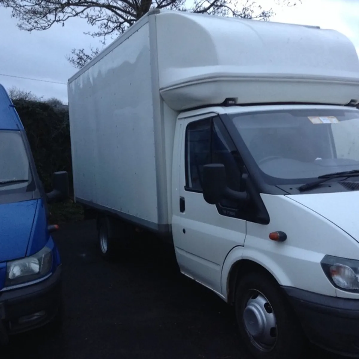 Large van and driver cork from €10 - Image 2