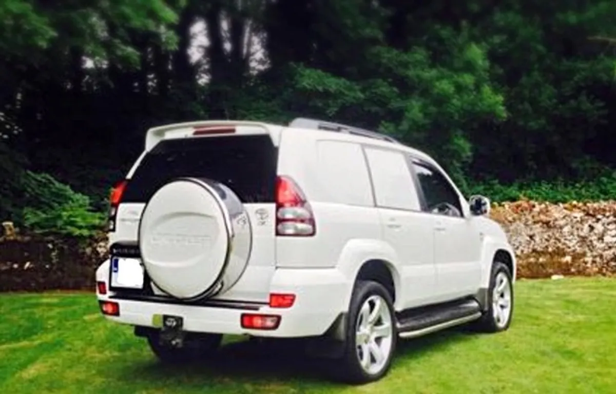 ***  LANDCRUISER  CHROME SIDE BARS   *** - Image 3