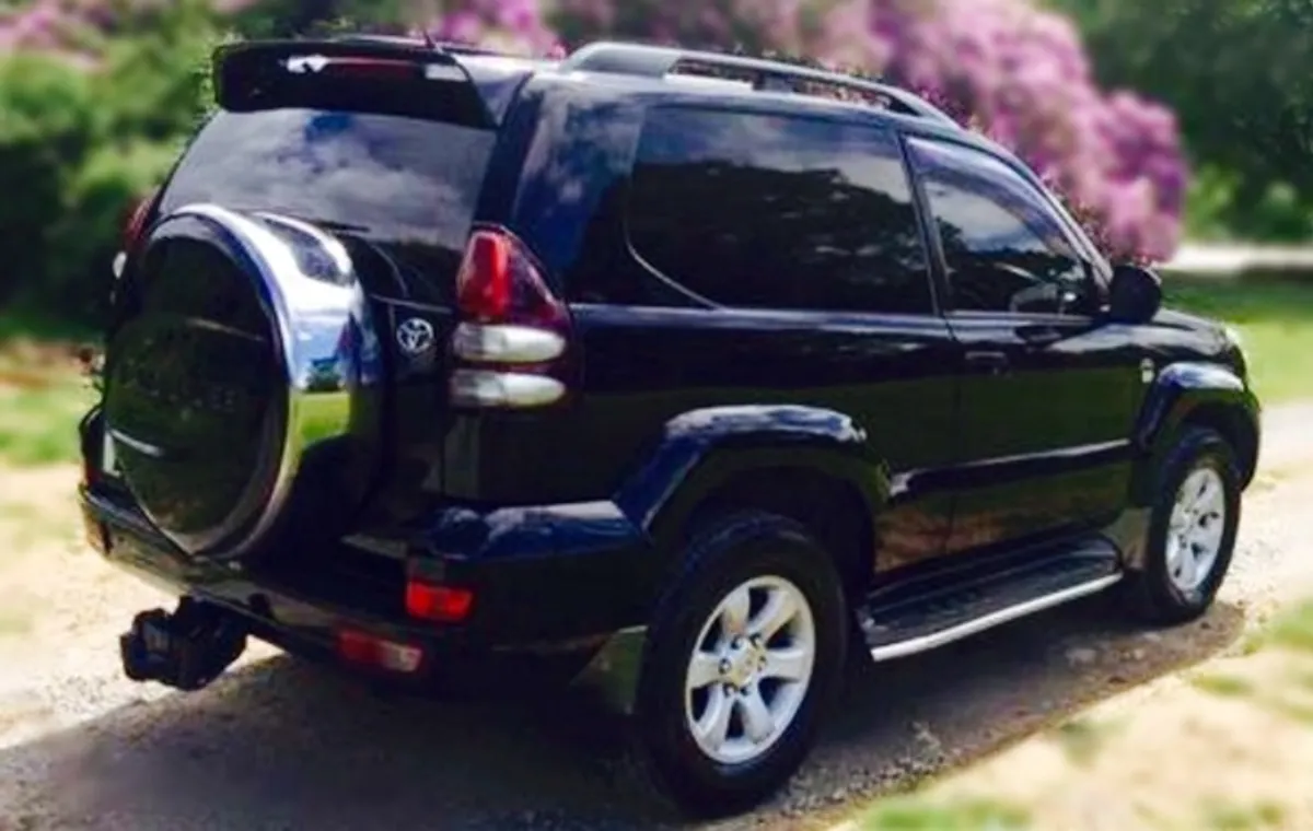 ***  LANDCRUISER  CHROME SIDE BARS   *** - Image 4