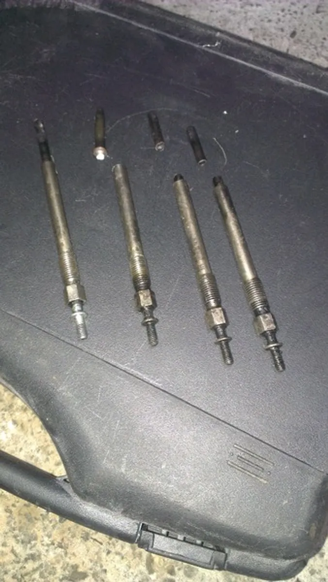 broken glow plugs removal - Image 3