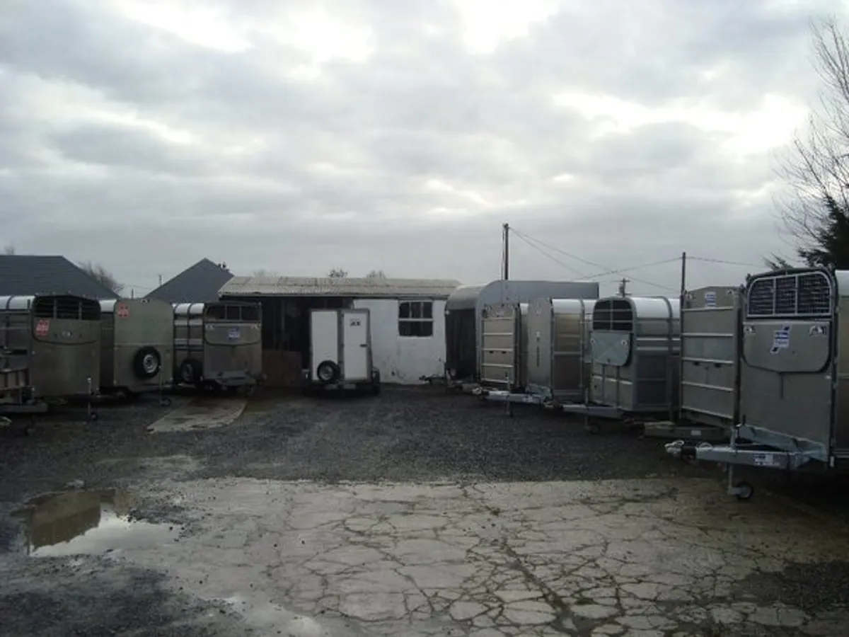 PKS - NEW & USED IFOR WILLIAMS TRAILERS - Image 3