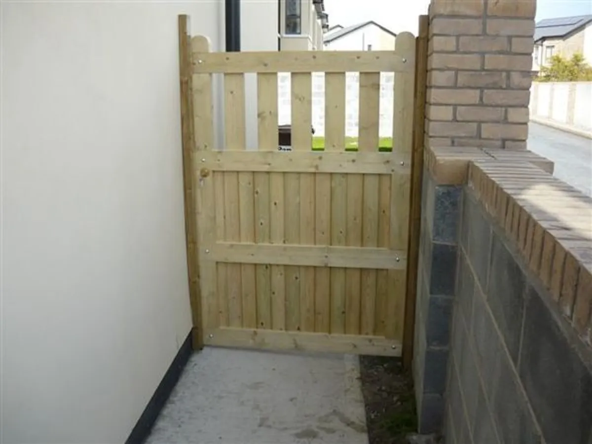 Side Gates TGV  Supplied and fitted from €199 - Image 1