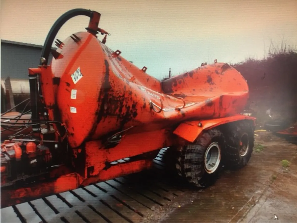 Slurry Tank Refurbishing!!!!!