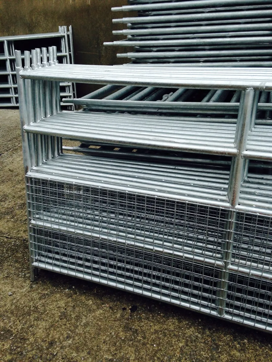 Buffalo steel products.heavy duty field gates