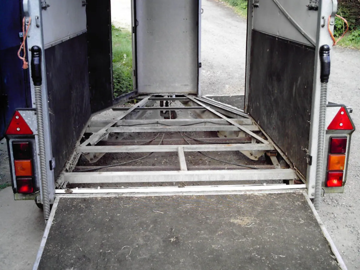 Horsebox RAMP, SIDE + FLOOR Replacement Nationwide - Image 4