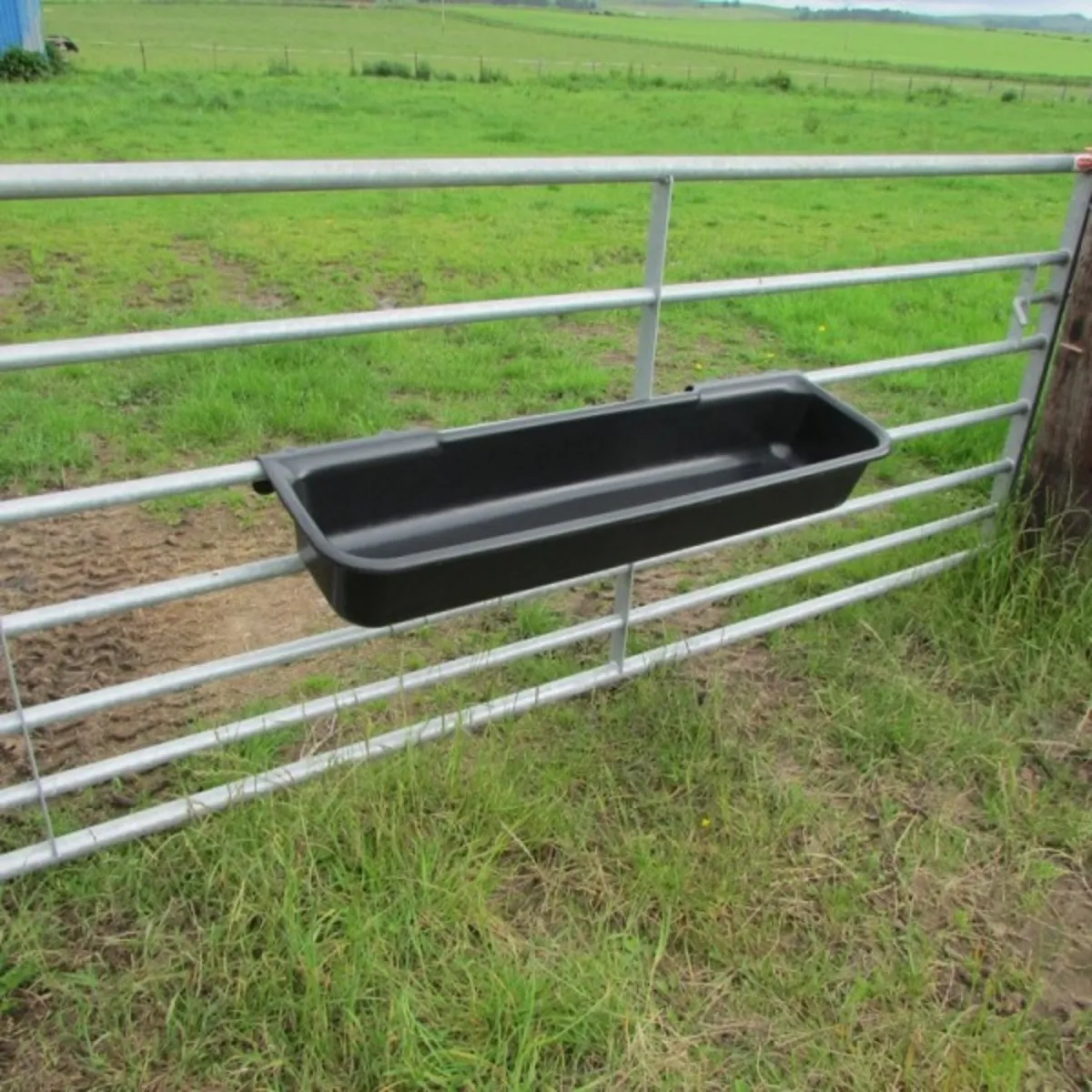 Field troughs, clip on, sheep, plastic -all types - Image 4