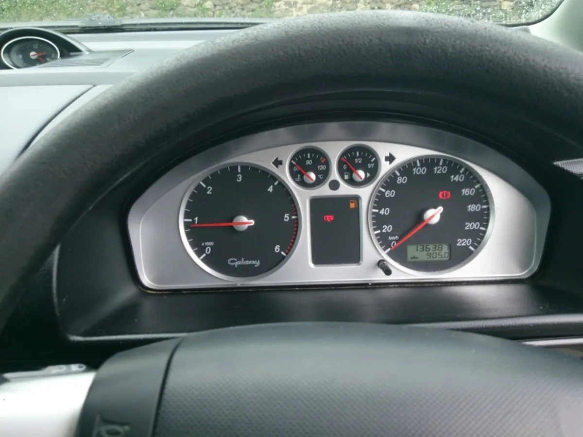 Ford Galaxy LX 1.9 - Image 2