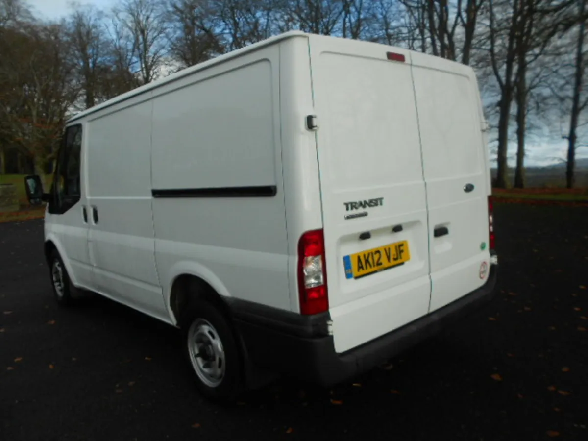 Ford Transit 100 T260 FWD - Image 4
