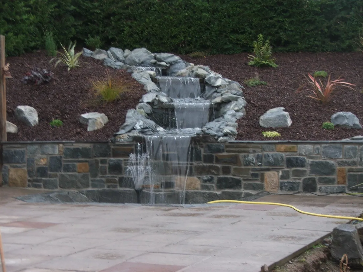 LANDSCAPE & GARDEN DESIGN  SERVICES - Image 4