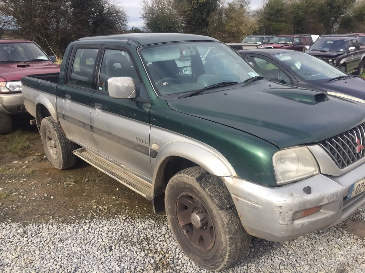 Mitsubishi l200 parts - Image 1