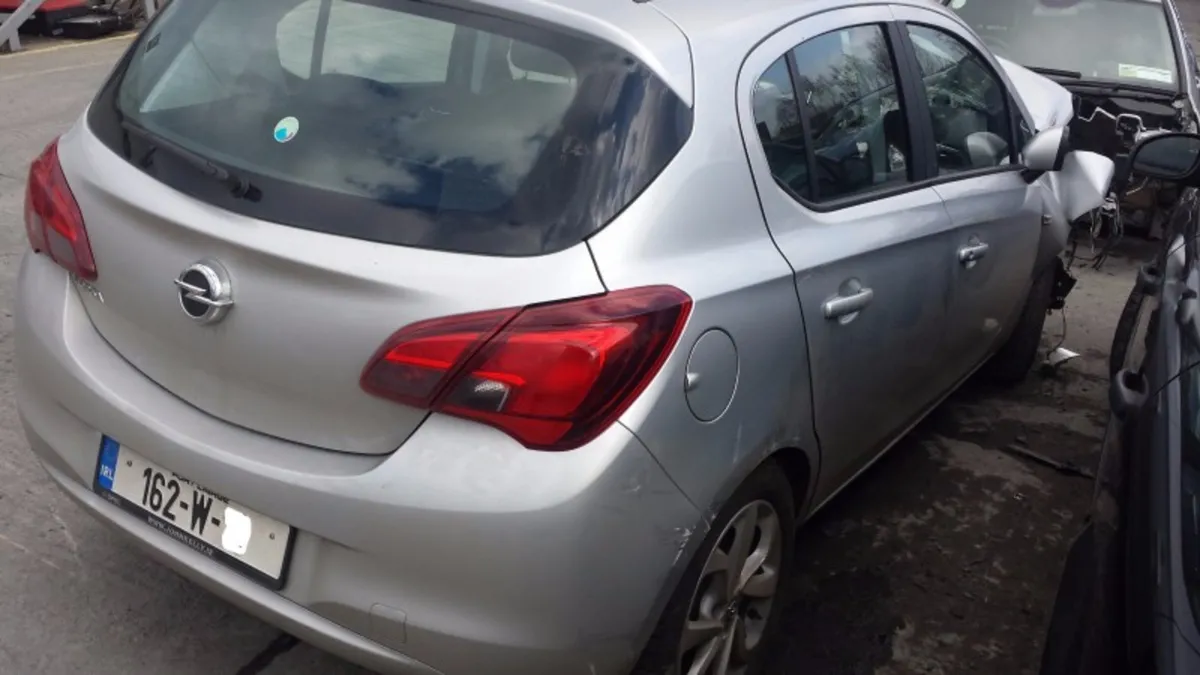 Corsa Opel 2015 - Image 3