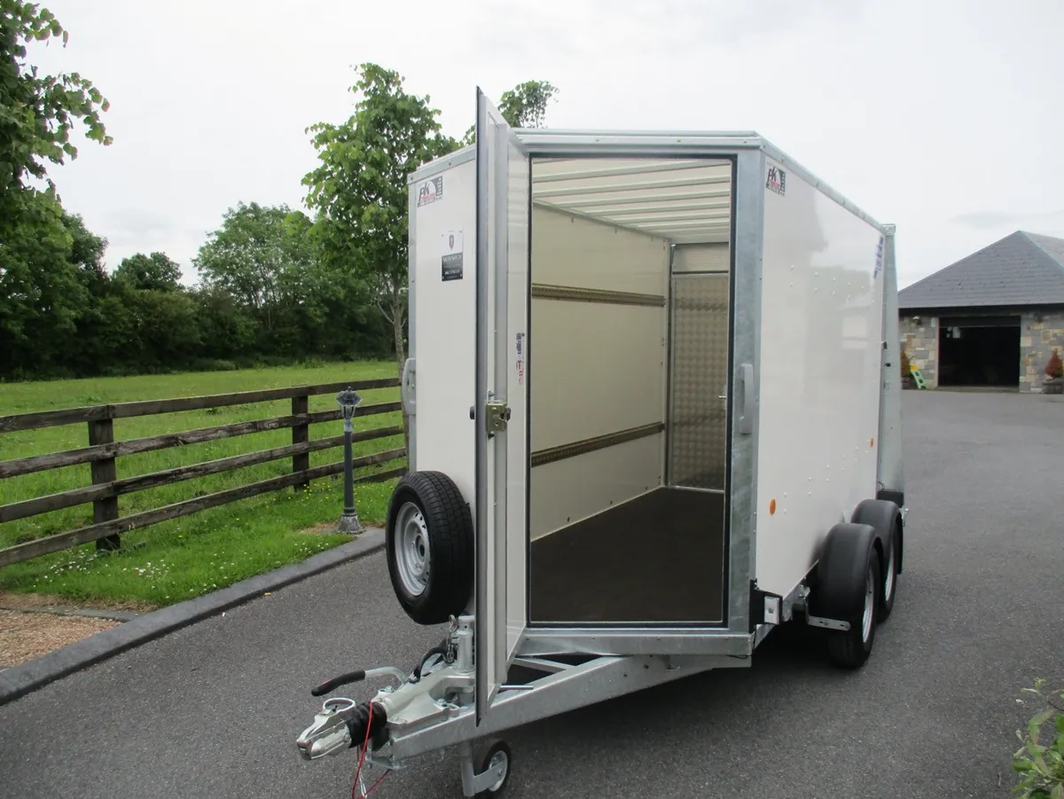 PKS-IFOR WILLIAMS BV105 BOX VAN TRAILER - Image 2