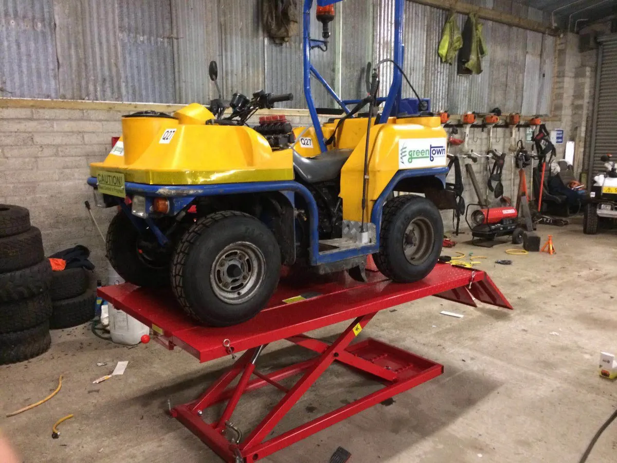 Lawnmowers Strimmer  and  Quad bike Lift - Image 2