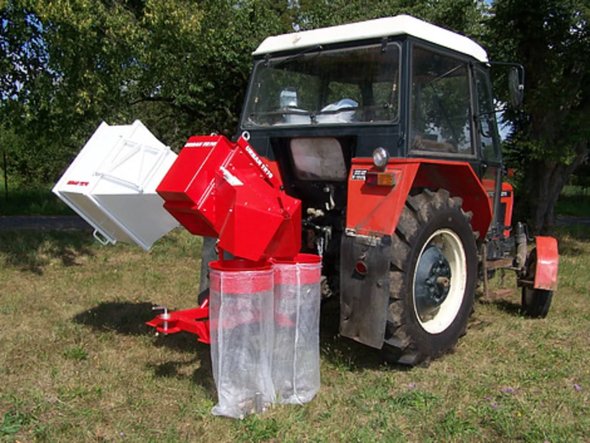 Firewood processor Urban TR 70  PTO - Image 1