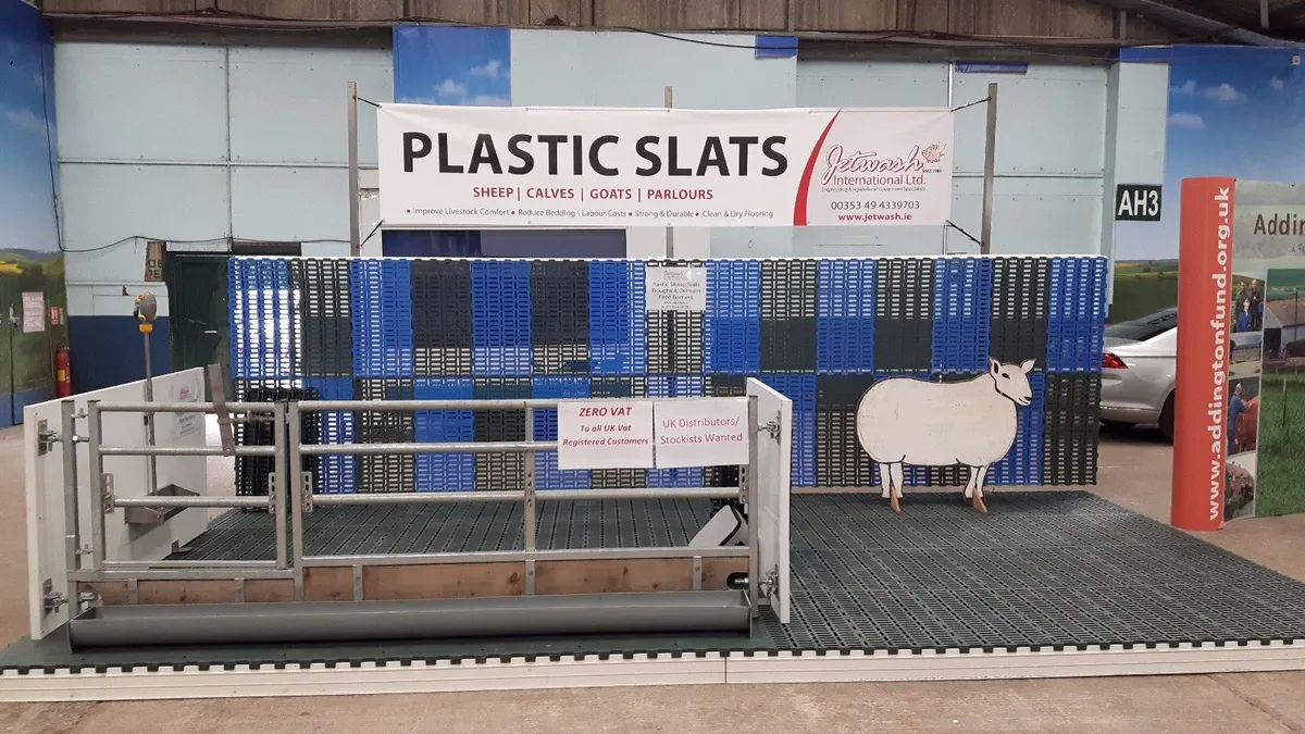 Plastic Sheep Slats NO STRAW