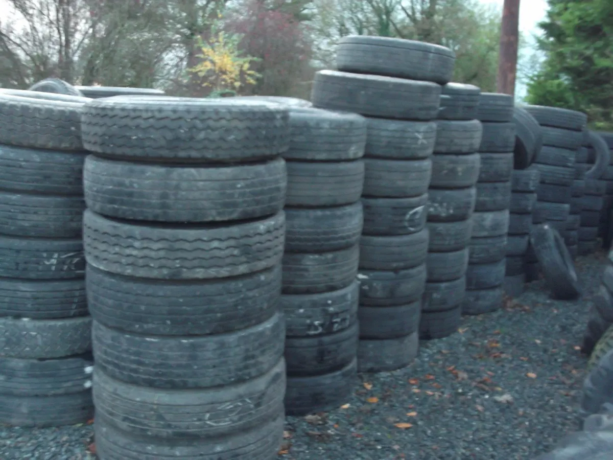 NEW/ PARTWORN TRAILOR / TRACTOR TYRES IN ALL SIZES - Image 3