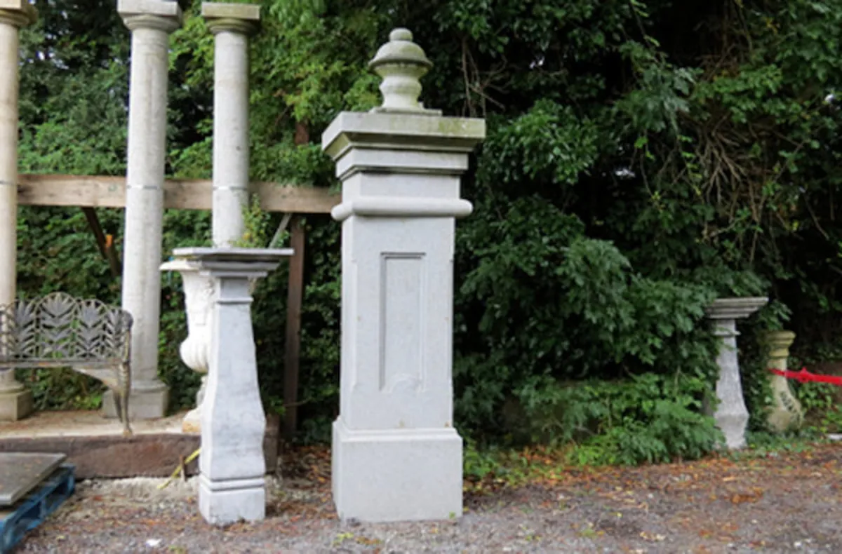 Granite Entrance Pillars - Image 3