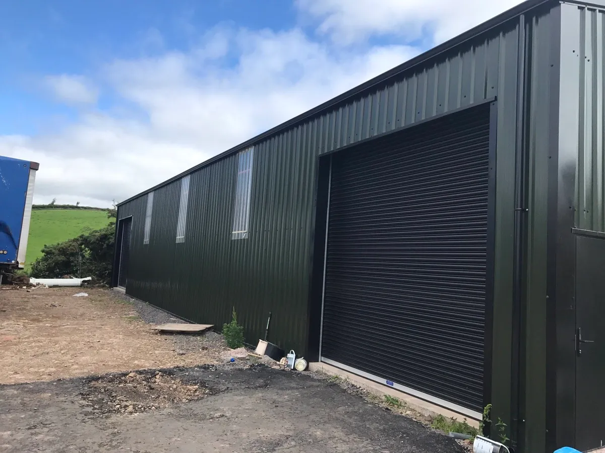 5 bays x 40ft x 13ft eves A roof - Image 1