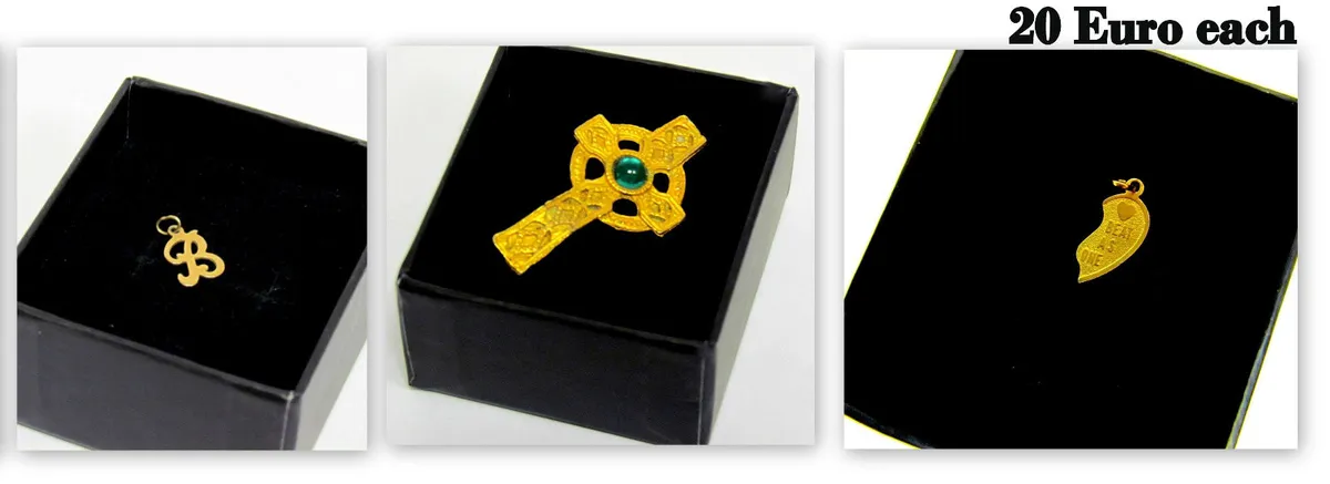 Jewellery - Image 1