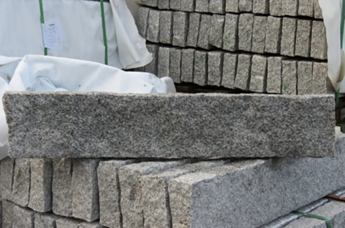 Granite Kerbs - Image 1