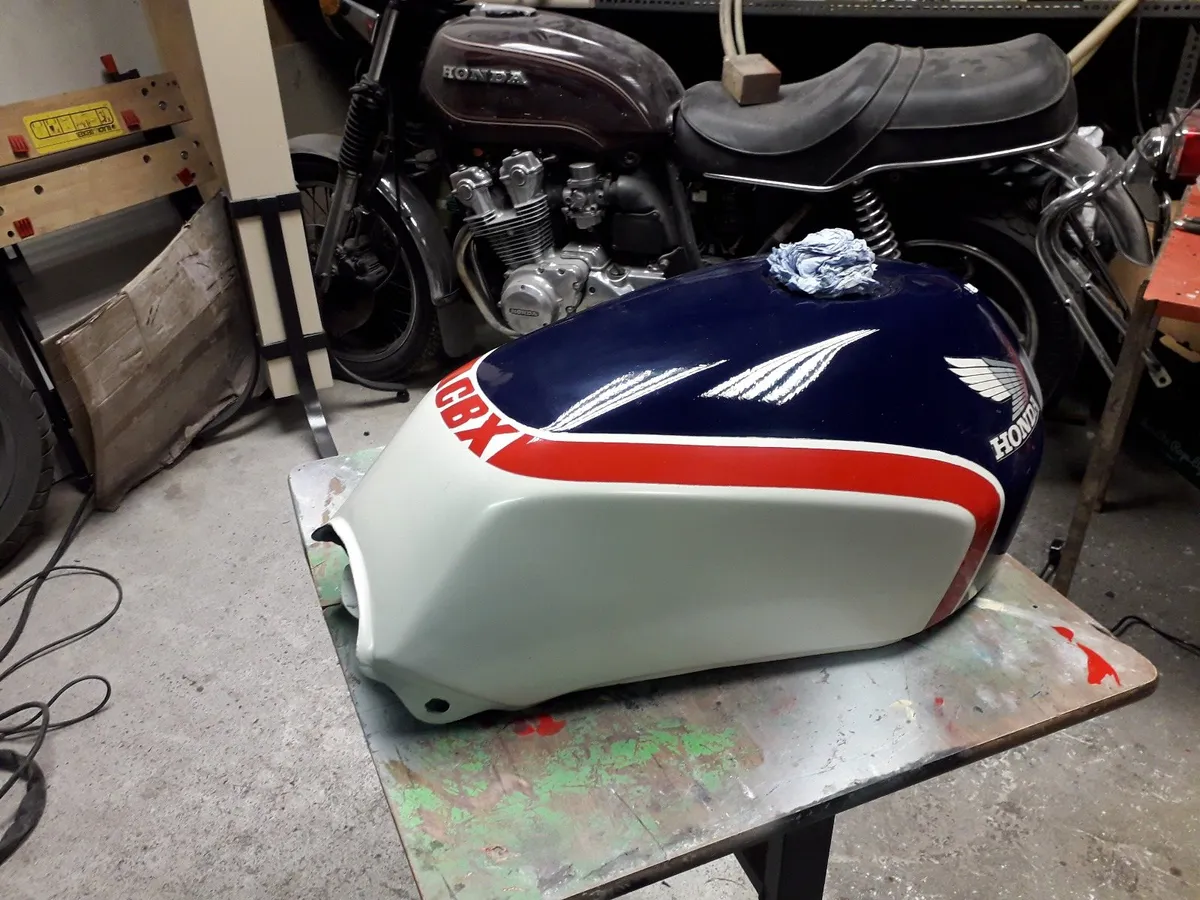 Honda/Yamaha/Kawasaki/suzuki Fuel tank restoration - Image 2