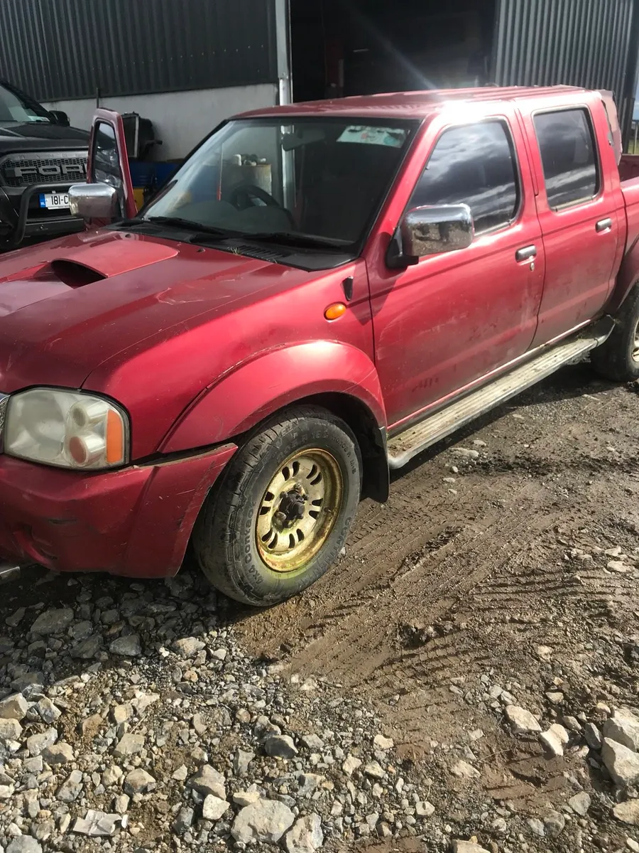 Nissan navara breaking - Image 2