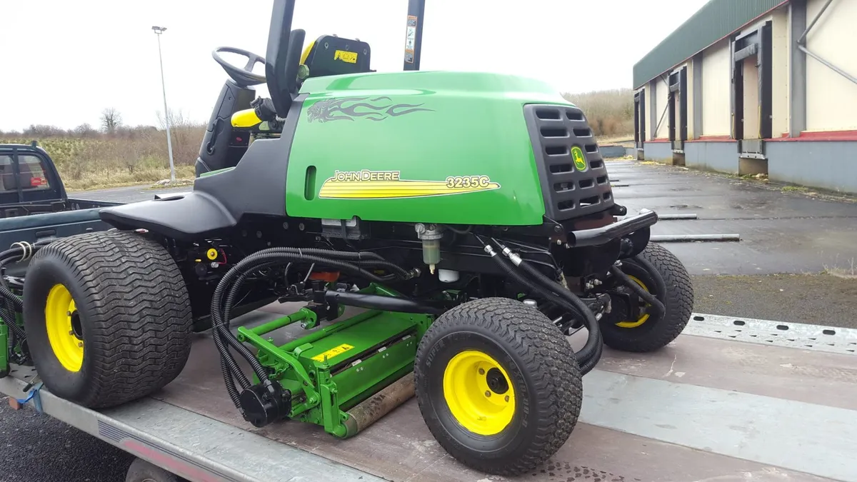 John deere 3235c - Image 1