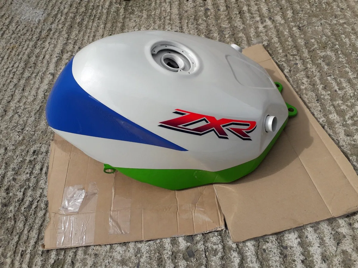 Honda/Yamaha/Kawasaki/suzuki Fuel tank restoration - Image 4