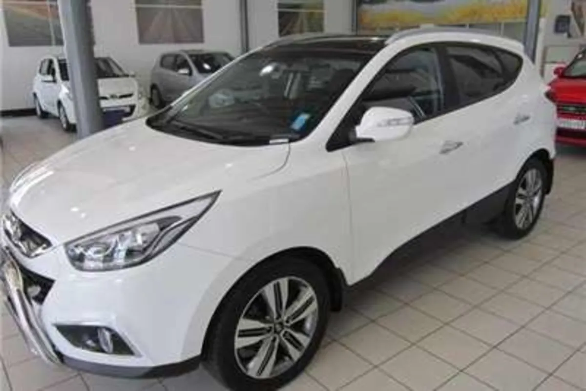 15 Hyundai ix35 for breaking