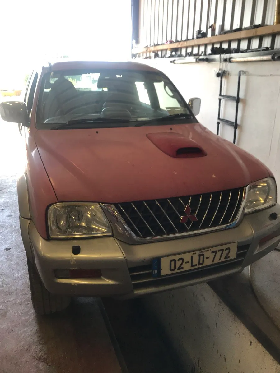 Mitsubishi l200 for breaking just in today - Image 3